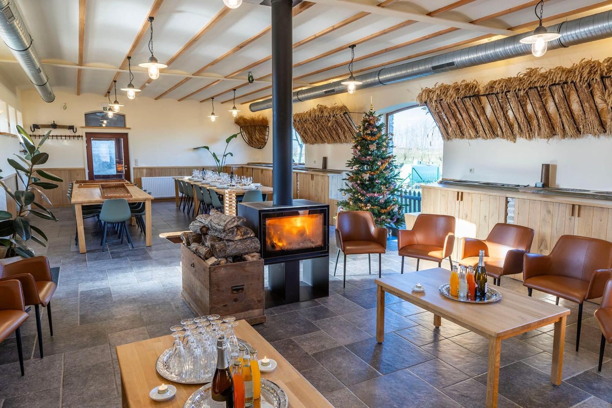 Holiday Home 'T Hof Der Witte Damen Veurne Esterno foto