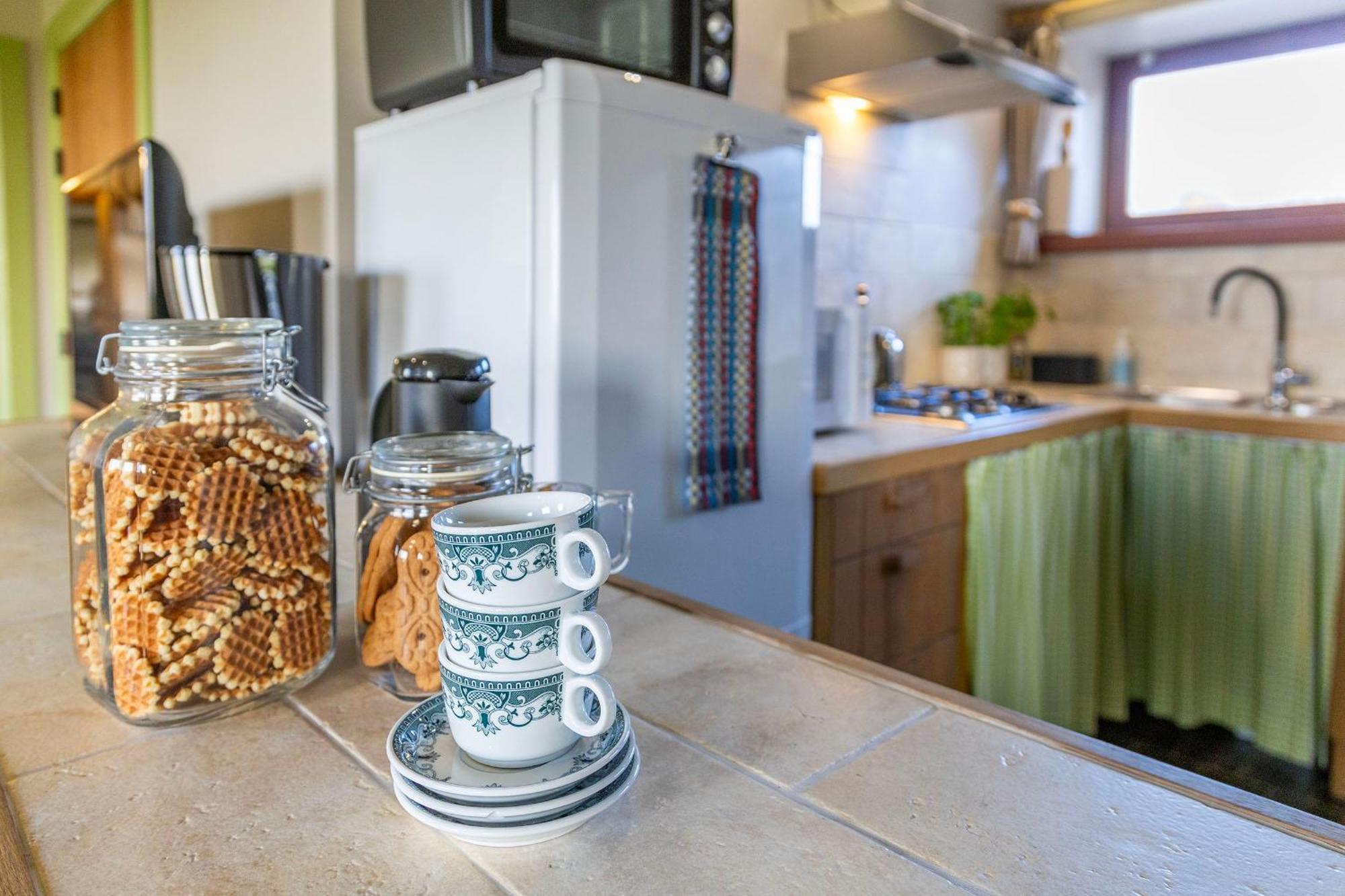 Holiday Home 'T Hof Der Witte Damen Veurne Esterno foto